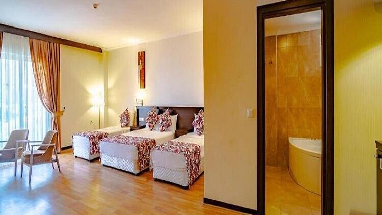 Sunshine Holiday Resort